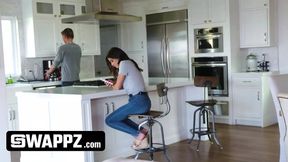 Swappz - Swapping Our Little Step Sisters Kylie Rocket &amp; Lily Larimar for a Halloween Foursome