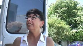 Tattooed MILF gets fucked in dogging position