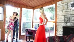 Teen Dynamite Nikki and Scarlet have lesbian threesome sex