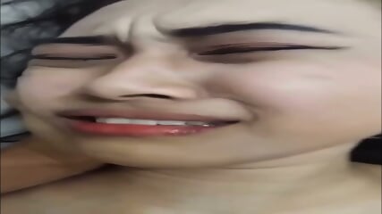 Di entot sang pacar, irma mendesah tak karuan karna kenikmatan