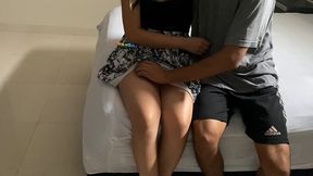 video completo cunada me visita en falda corta mientras su novio se fue a trabajar la lleno toda de leche